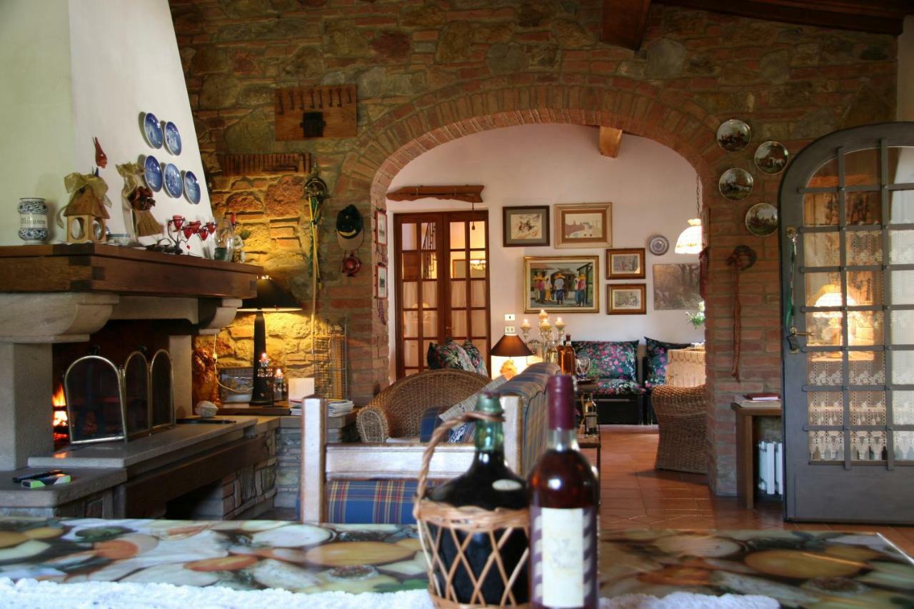 Casa Grazia Villa กัมบาสซี แตร์เม ภายนอก รูปภาพ