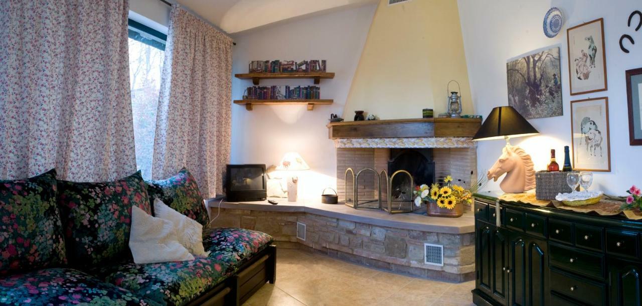 Casa Grazia Villa กัมบาสซี แตร์เม ภายนอก รูปภาพ