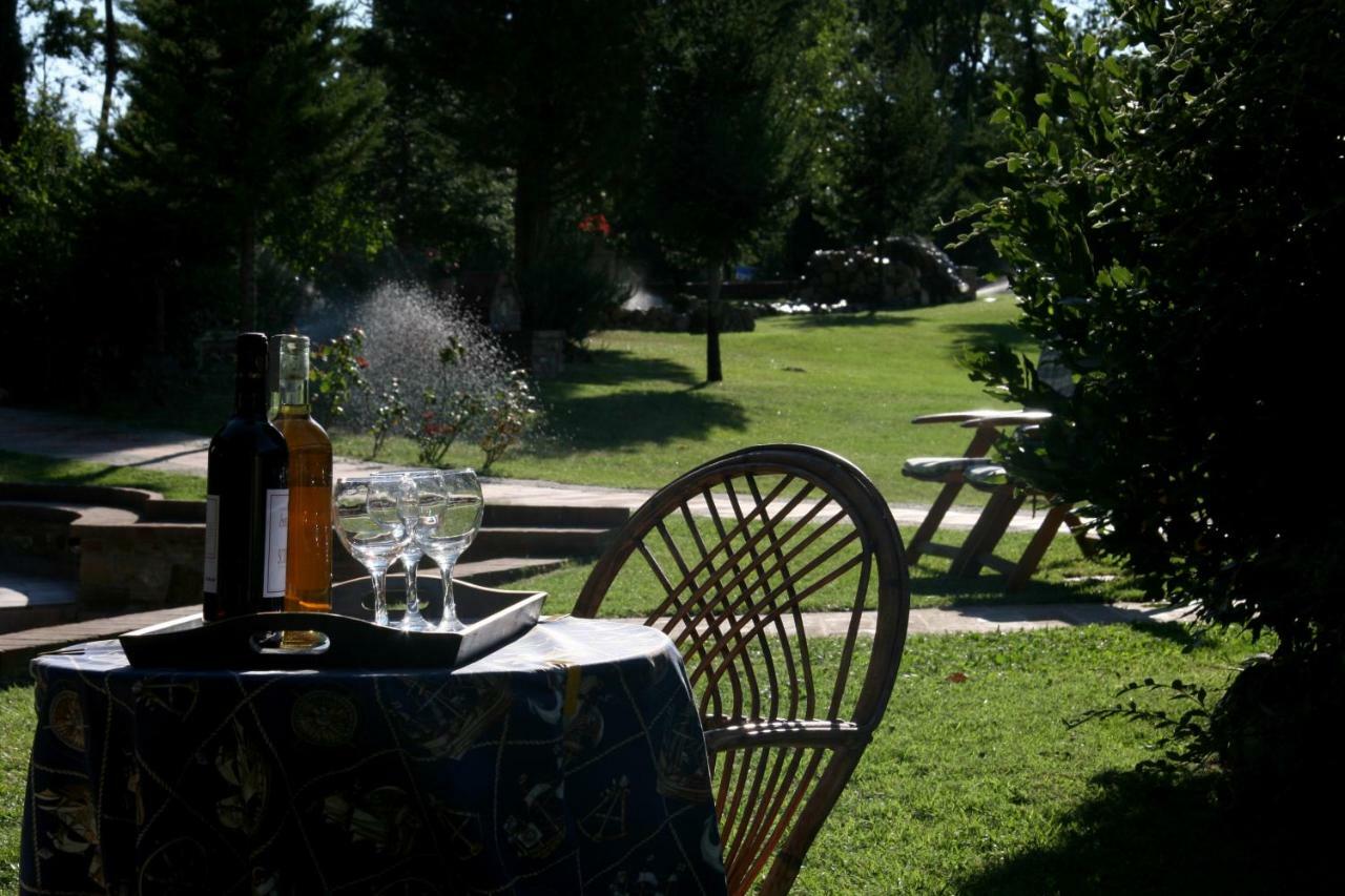 Casa Grazia Villa กัมบาสซี แตร์เม ภายนอก รูปภาพ